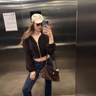 Anastasiia B